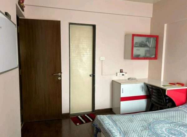2 Bhk alrid 1048sqft baner 1.05cr - Image 9